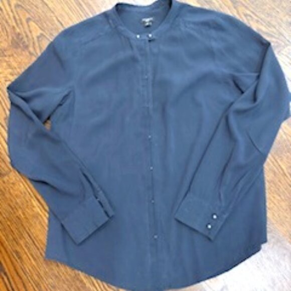 Clearout- EUC Anne Taylor Navy silk  l/S blouse sz 8 - Picture 2 of 9